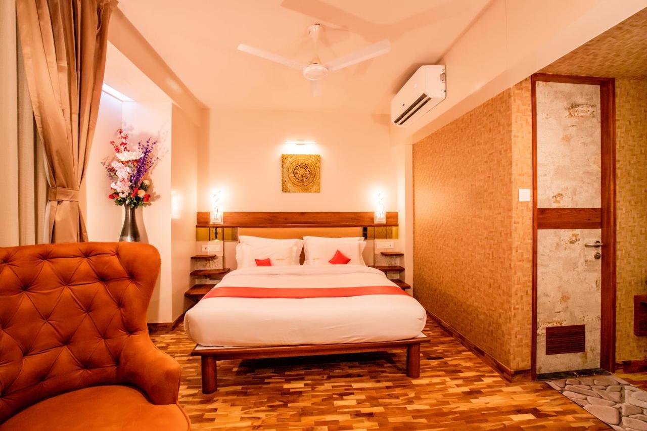 Hotel Prabha Palace Ahmednagar Eksteriør billede